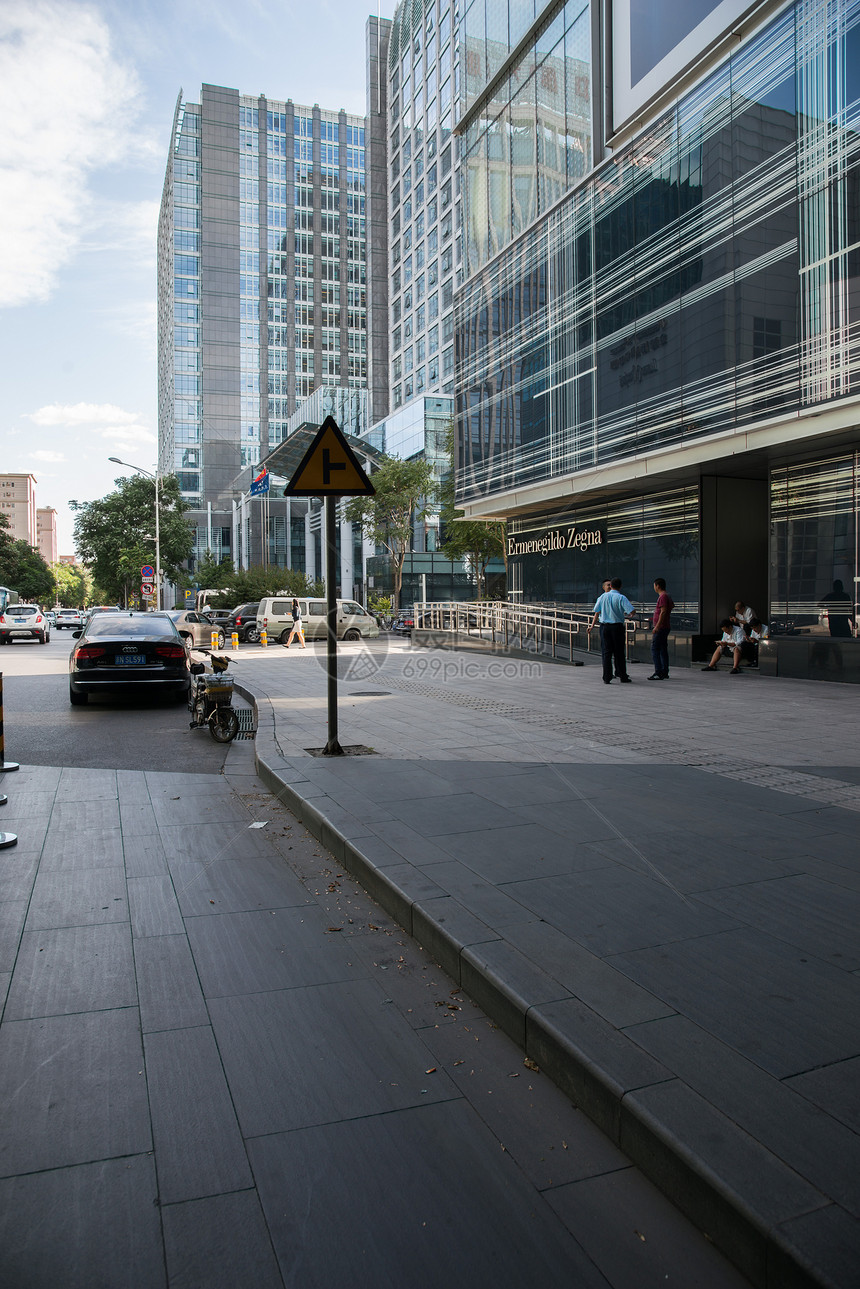 旅游目的地商务区白昼北京金融街图片