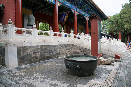 大水缸公园建筑外部首都北京雍和宫背景