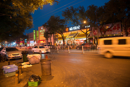 垃圾广告亚洲街道都市风景北京街市夜景背景