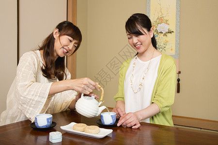 女性闺蜜下午茶聚会图片