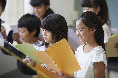 读书的女学生图片