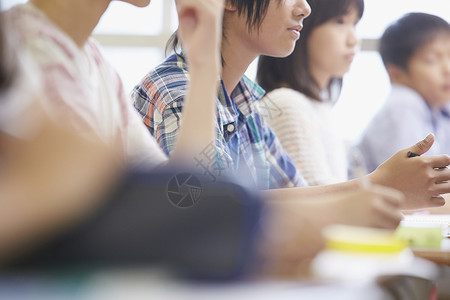 小学班级学生上课学习图片