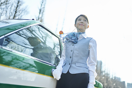 女出租车司机的肖像女人高清图片素材