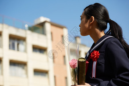 女孩们小学生年轻人校园毕业图片