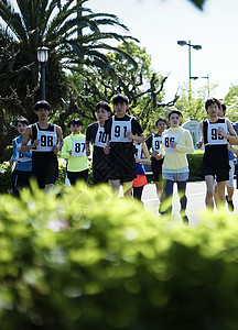 马拉松赛跑比赛的参赛者背景图片