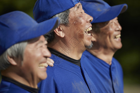 集合团队老年人高级草棒球图像图片