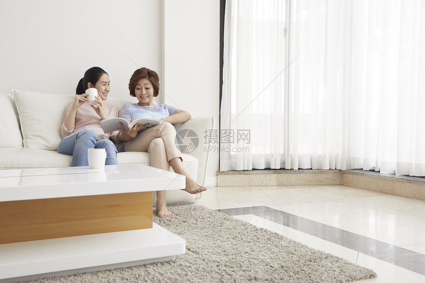 韩国住房杯子母亲女儿母亲和女儿图片