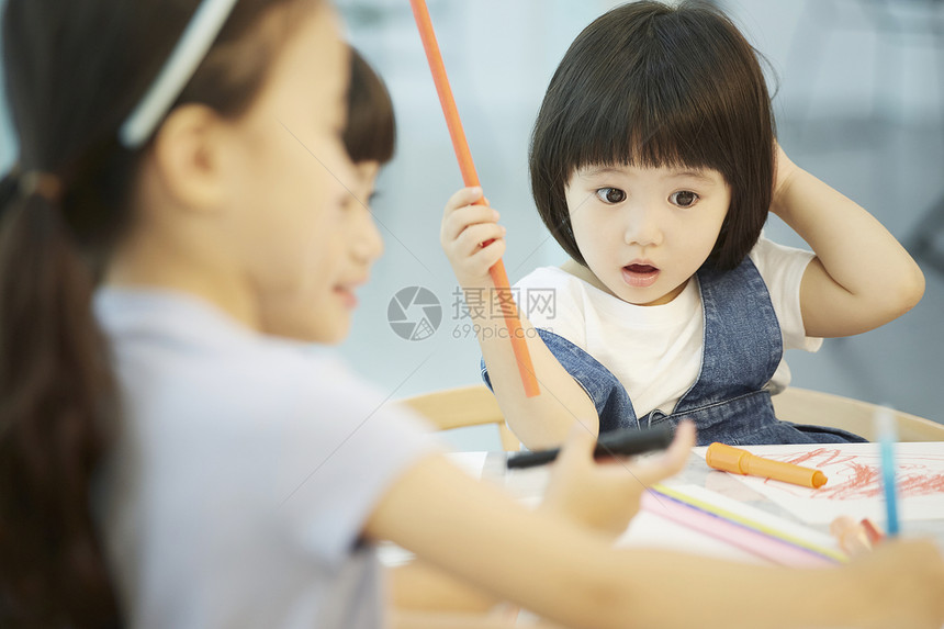 独生子女幸福朋友孩子兄弟姐妹游戏图片