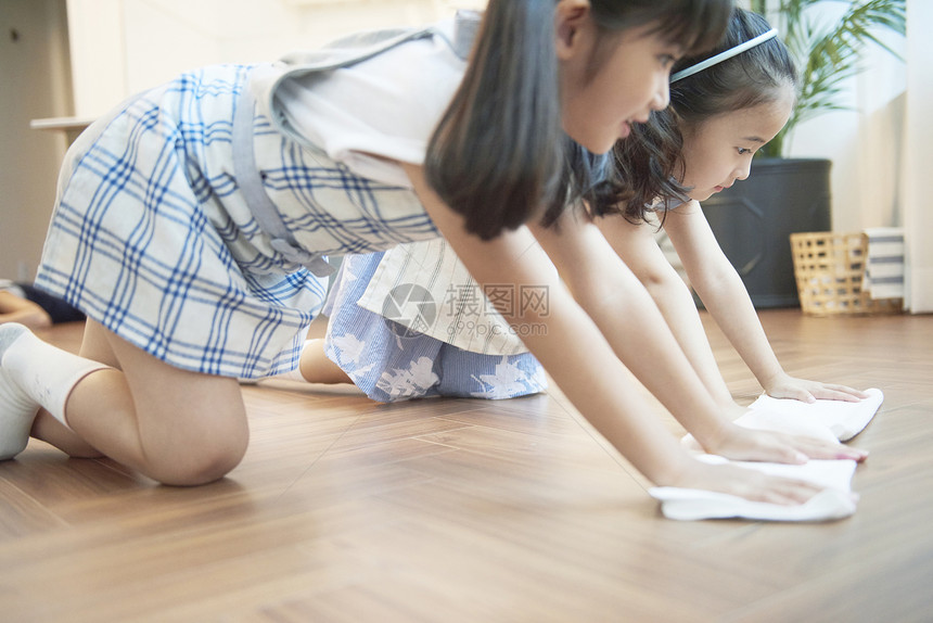 坐磨光神谕朋友孩子兄弟姐妹清洁图片