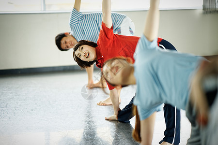 户内舞蹈活跃公司课程积极高清图片素材
