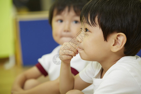 儿童健身房幼儿园的孩子孩子们在体育课教学教学故事图片