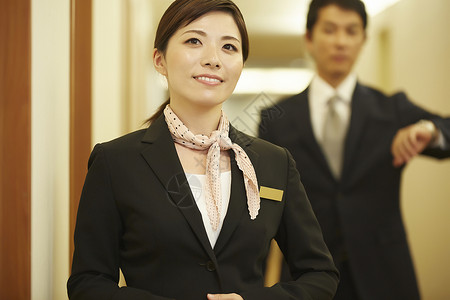 客户服务30多岁户内在酒店工作的女图片