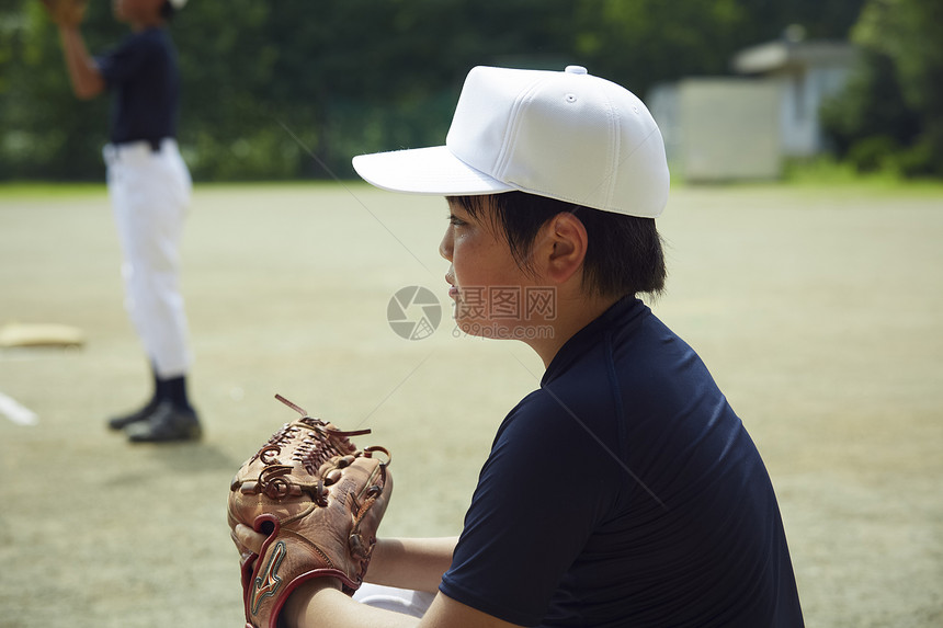 男人们儿童辩护少年棒球练习比赛防守图片