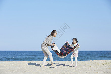 身前生活表示母亲女儿旅行海洋图片