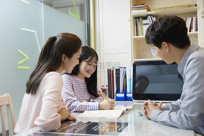 在内职业的教育学校老师母亲学生咨询图片