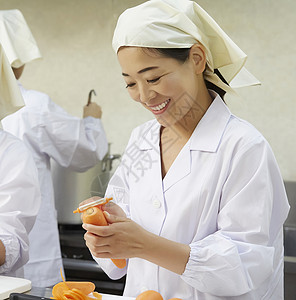 米果皮室内午餐做饭图片