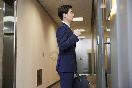 通勤新招聘的公司职员秘书商人办公室韩国人图片