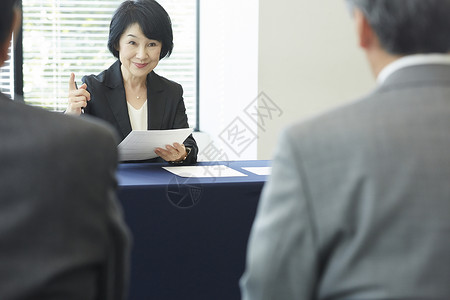 女面试官面试应聘者女人高清图片素材