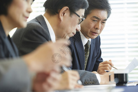 问答集会场业务面试女孩高清图片素材