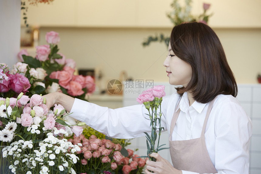 分庭律师职业的特写镜头花店年轻女子韩国人图片