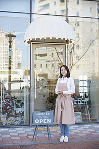 就职典礼私人职业的花店年轻女子韩国人图片