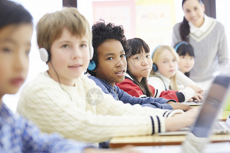 国际学校在线课程教学小学高清图片素材