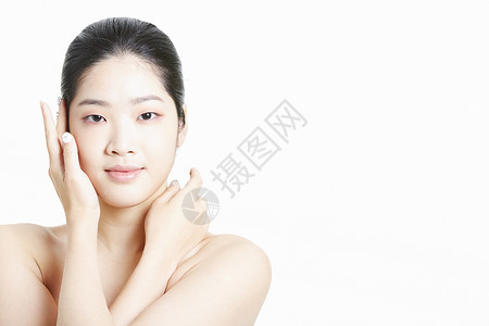 年轻女子美容护肤保健高清图片素材