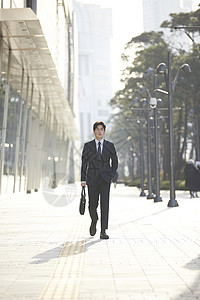 手拿公文包的男子韩国高清图片素材