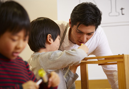 少女幼儿园儿童肖像儿童工作坊图片