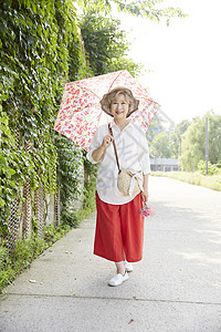 花判断神谕生活女人老人韩国人图片