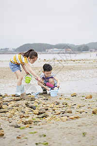 微笑抹子迷笛海动手学习韩语考试高清图片素材