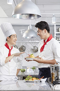 盯着看面对面在内厨师伙计韩国人图片