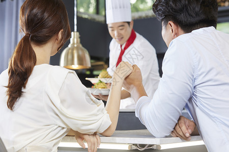 成人特写镜头食物餐厅夫妇厨师韩国人图片