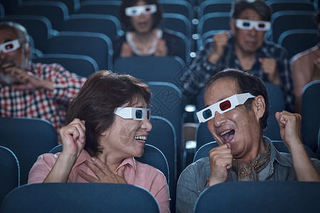 观众观看3d电影影院高清图片素材