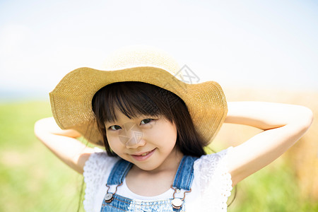 月刊少女野崎君休假游览田地北海道景观和女孩背景