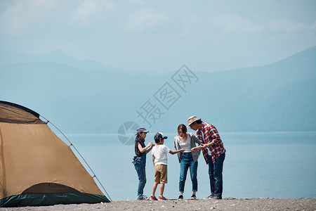 露营湖泊男子家庭旅行湖营地图片