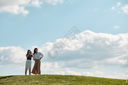 旅行者亚洲旅行女人的旅程自然风光图片