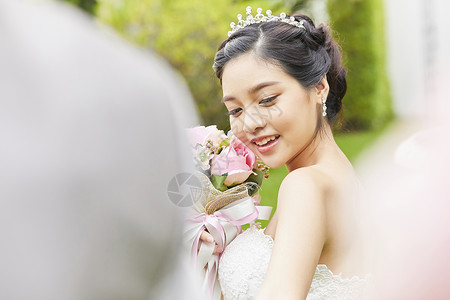 穿婚纱的幸福新娘年轻高清图片素材