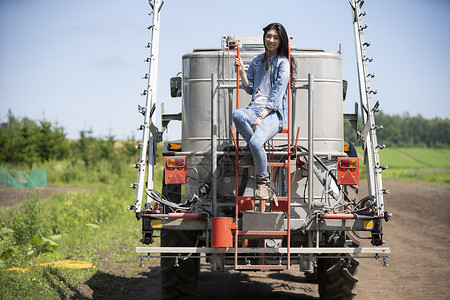 无杀虫剂农作女农业图片