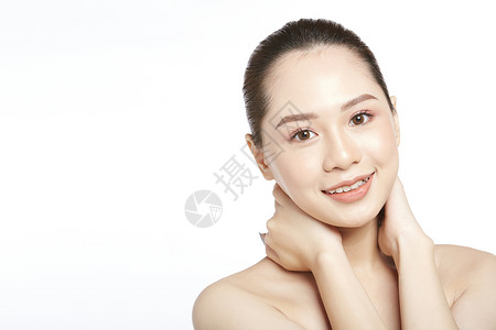 女性抗老化护肤美容图片