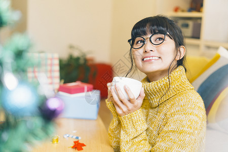 可爱女孩过圣诞图片