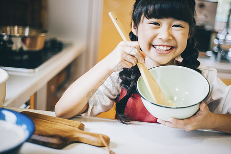 房屋稻米食物儿童女孩的帮助图片