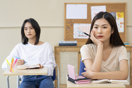 亚洲人高中大学生女学生学生班图片