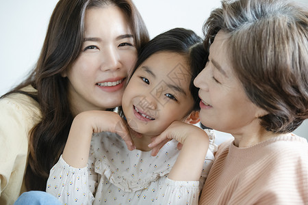 自由地韩国人特写镜头家庭女人妈妈儿童保育高清图片素材