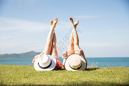 亚洲国外旅游夏天女人享受度假之旅图片