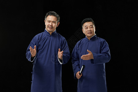 中年男性相声演员搭档相声表演图片