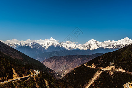 云南迪庆藏族自治州卡瓦博格峰背景图片