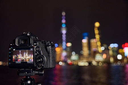 拍摄上海外滩陆家嘴夜景特写高楼高清图片素材
