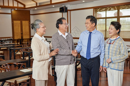 老年大学教师与学生形象休闲高清图片素材