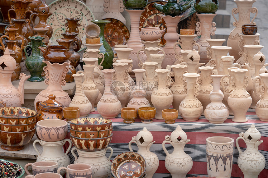 喀什古城土陶工艺品图片